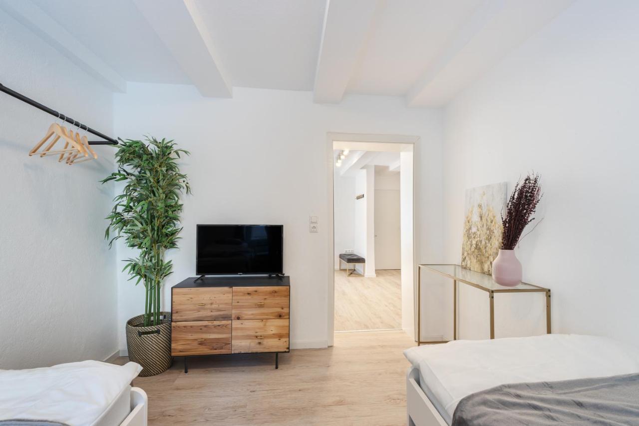 Terrace Apartment With 5 Rooms, Whirlpool And Bbq 아우크스부르크 외부 사진